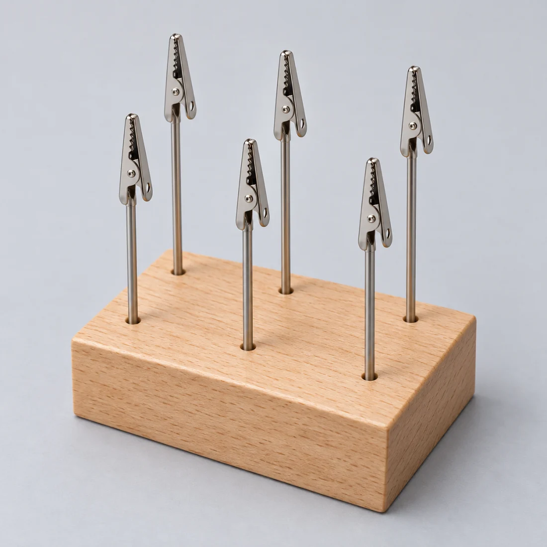 Painting clip stand